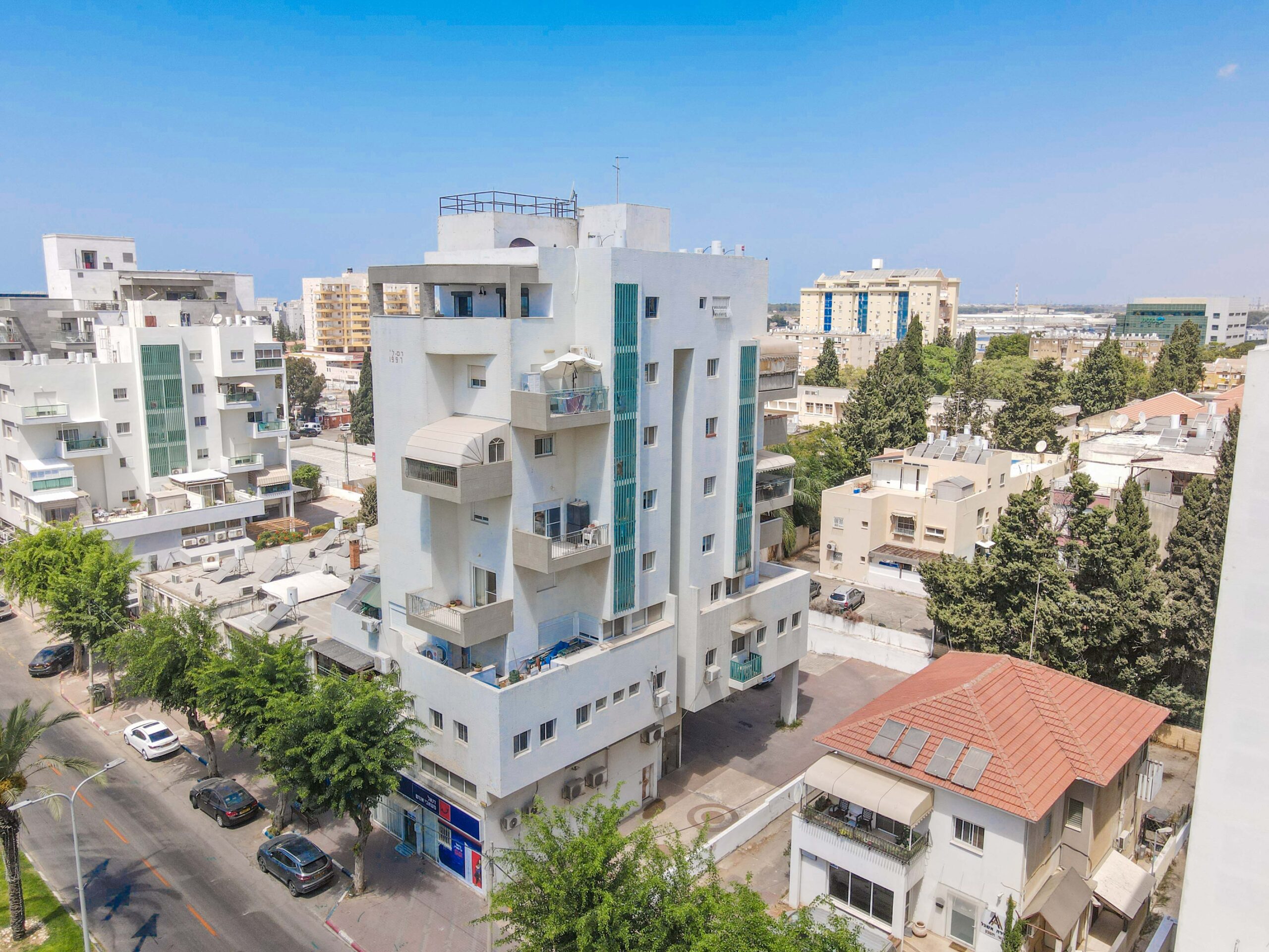 - רועי לוי